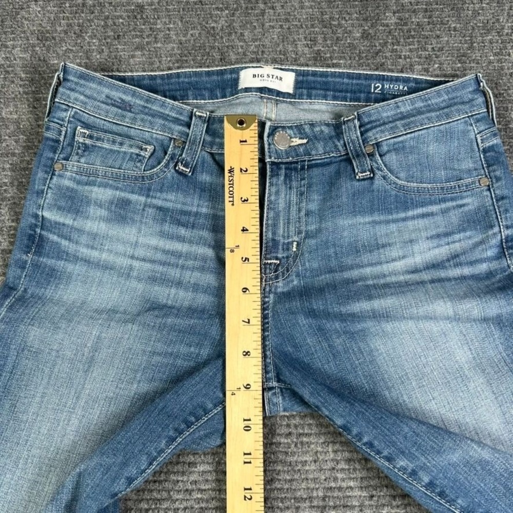 Big Star Hydra Cigarette Fit Jeans Womens 28 Light Wash Distressed Denim Casual - Picture 10 of 13